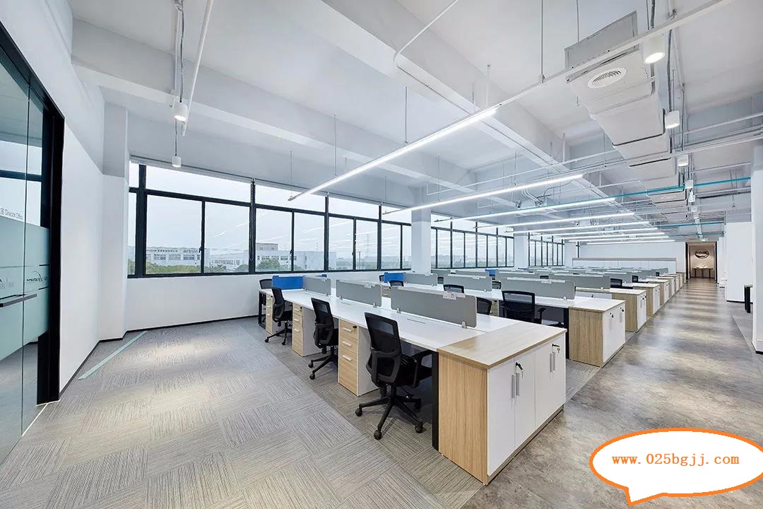 康冠辦公桌如何能隨心“折騰擺布”？