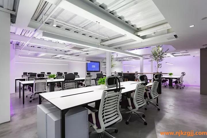 辦公家具定制時有需要注意的細節(jié)