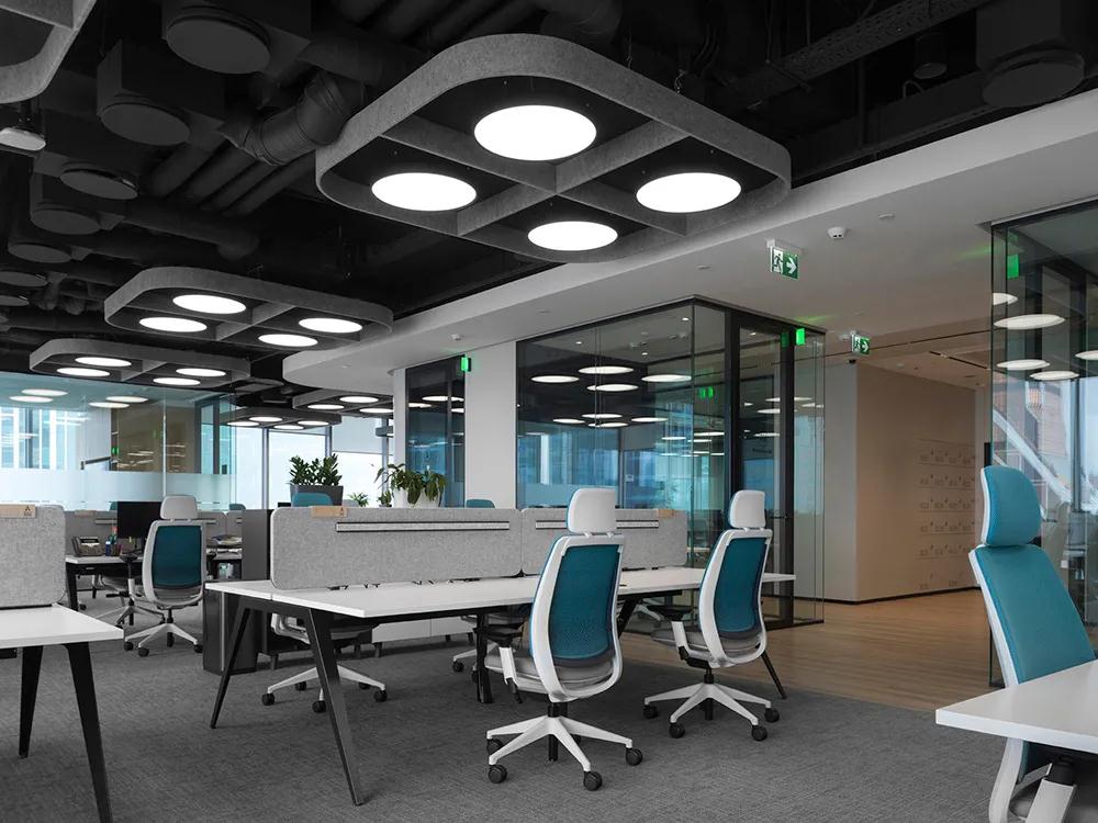 選擇合適的辦公家具至關(guān)重要